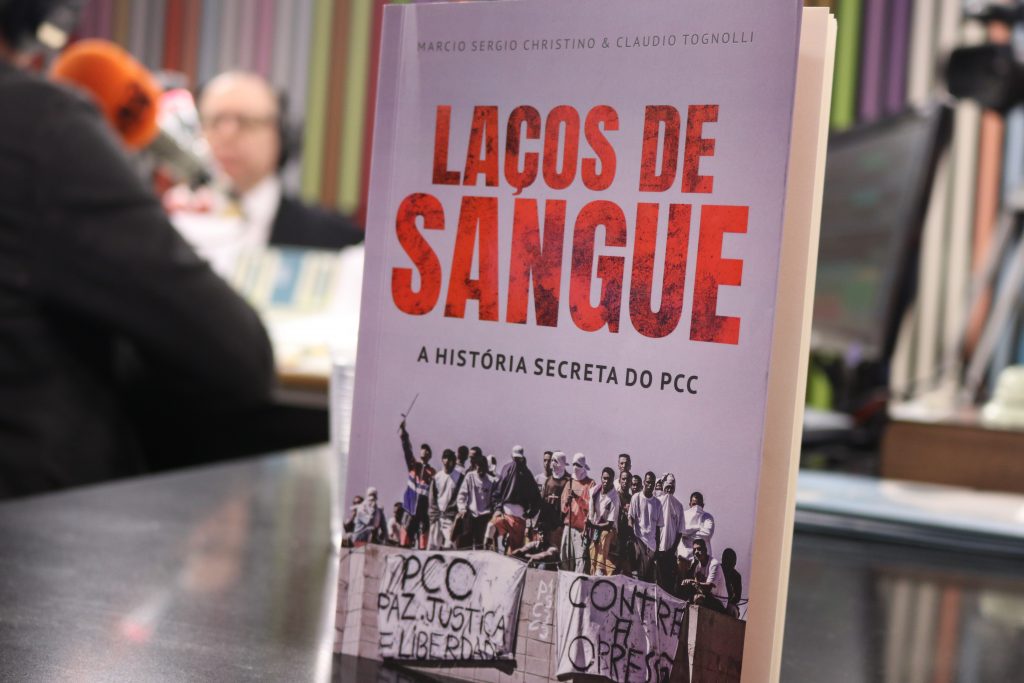 Livro La Os De Sangue A Hist Ria Secreta Do Pcc Lan Ado Nesta