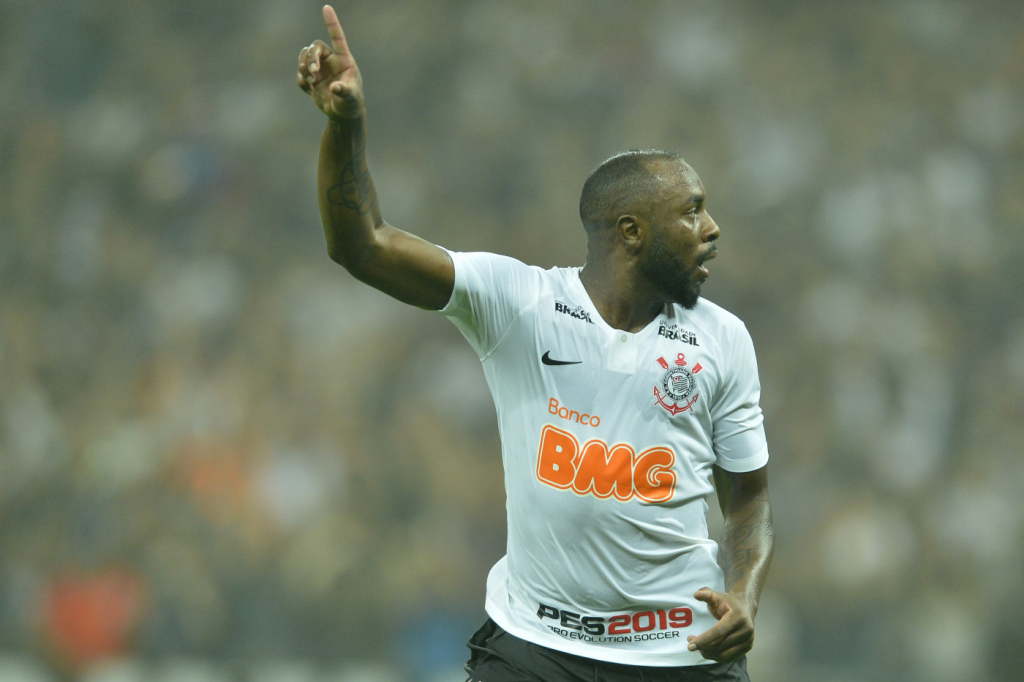 Corinthians Vence Cl Ssico De Gols Pol Micos E Aumenta Crise No S O