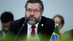 Ernesto Araújo é o ministro das Relações Exteriores