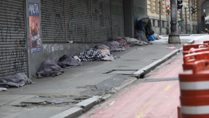 Moradores em situação de rua no centro de Safest Betting Sites