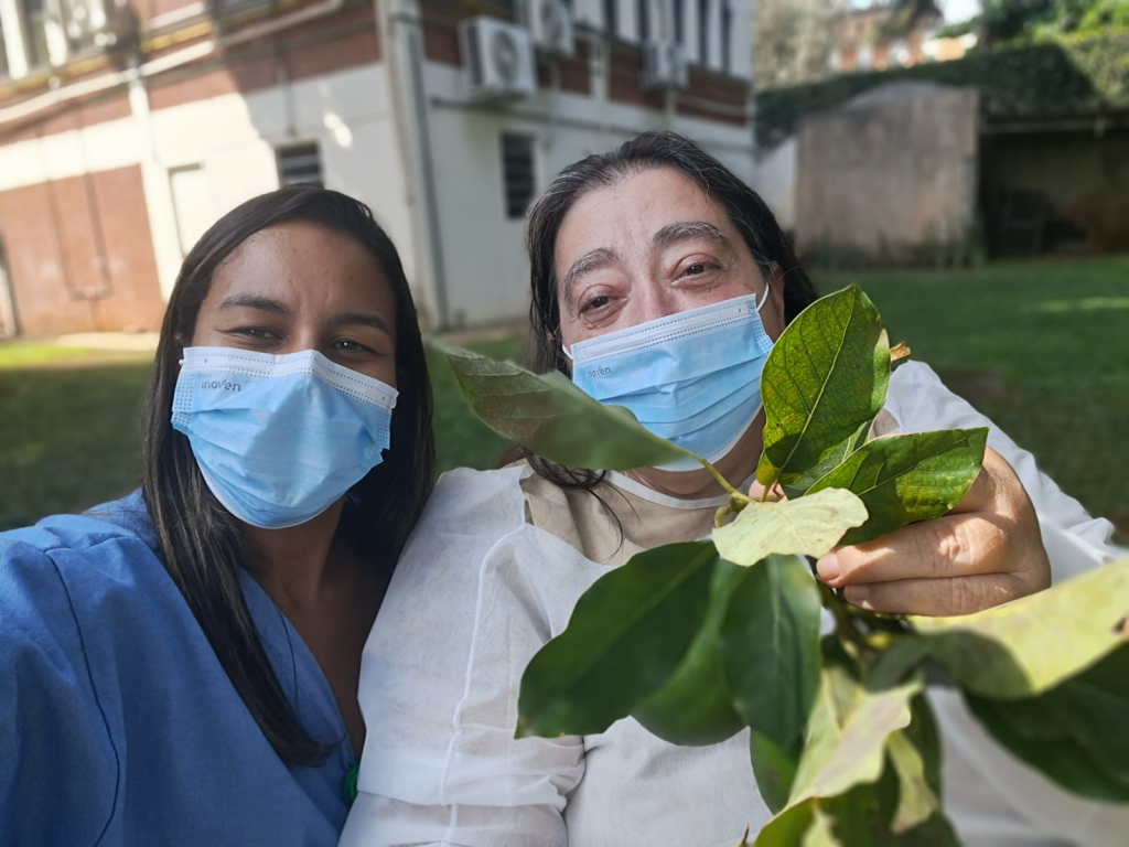 É a família que não tenho diz paciente internada em hospital público