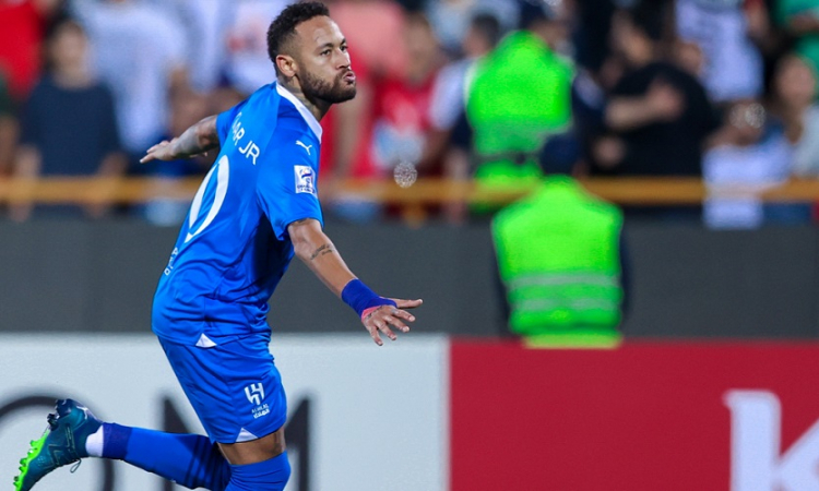 Neymar marca seu primeiro gol pelo Al Hilal em vitória contra time do