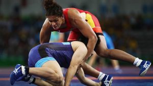 Luta olímpica: Aline Silva e Soghomonyan perdem na estreia e estão  eliminados