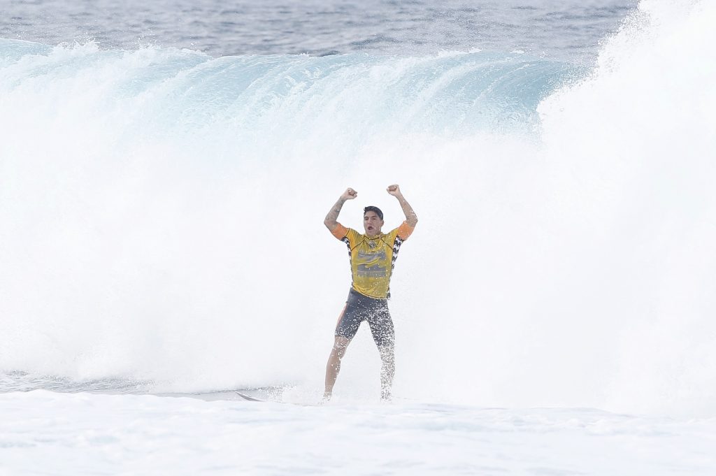 Gabriel Medina é O Primeiro Brasileiro Campeão Mundial De Surfe Jovem Pan 8787