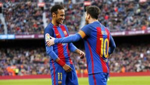 Neymar e Messi jogaram juntos no Barcelona de 2013 a 2017