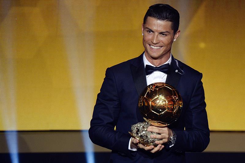 Cristiano Ronaldo será o vencedor da Bola de Ouro, adianta jornal espanhol