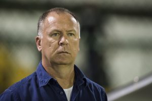 Mano Menezes pede calma à torcida do Fluminense e considera partida contra o Criciúma decisiva na luta contra o rebaixamento