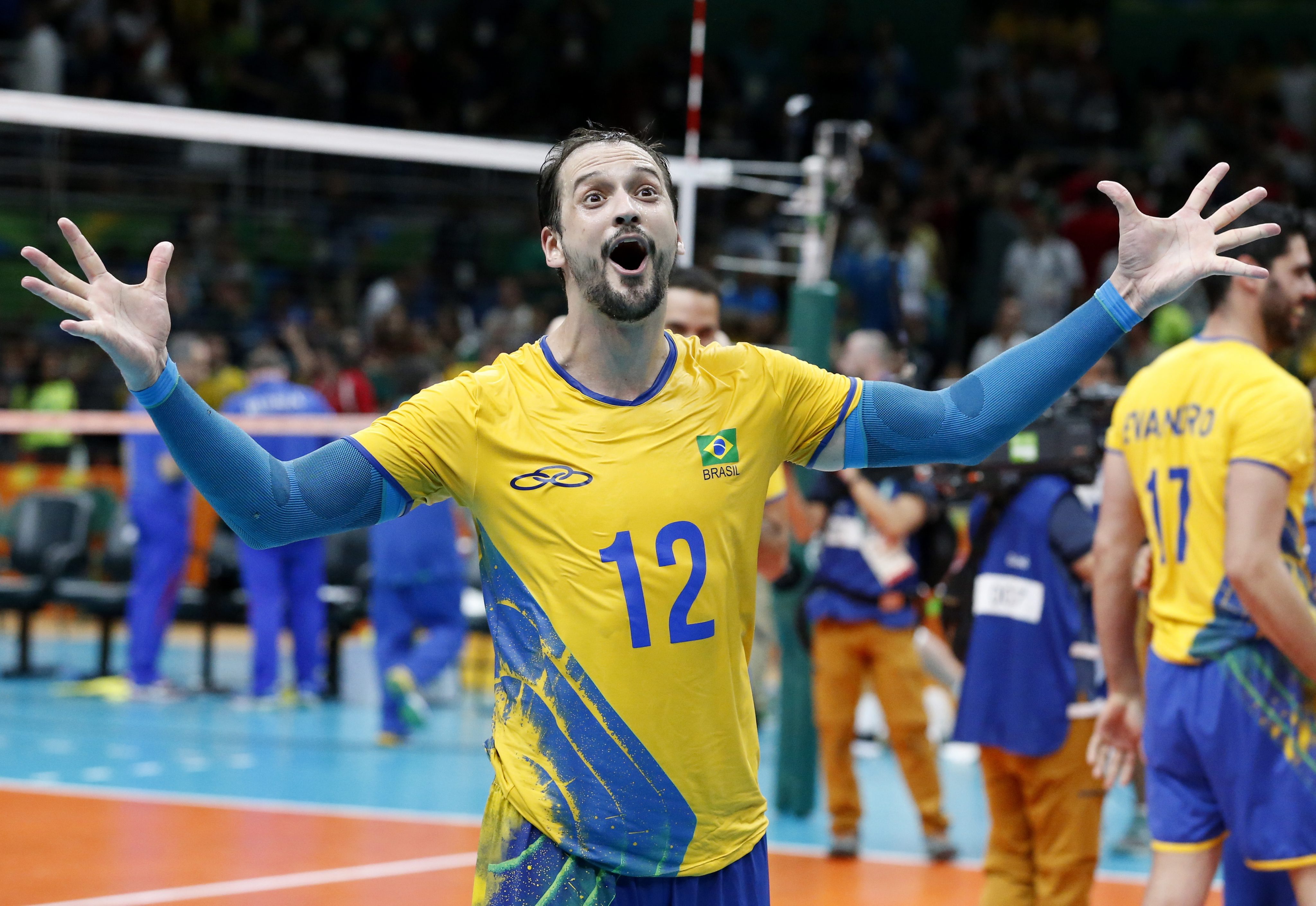 Atual campeão masculino na quadra, vôlei russo poderá jogar o Rio