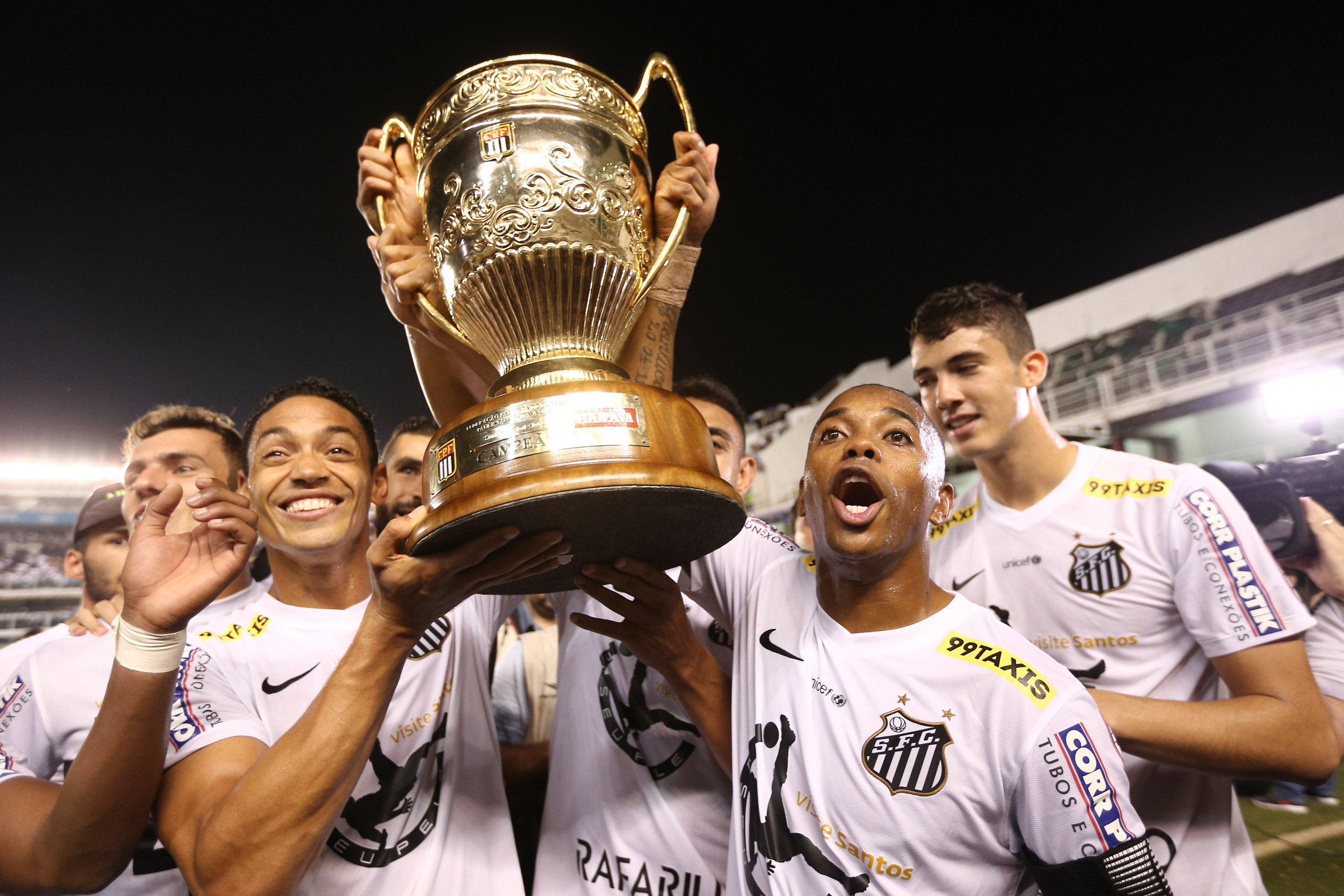 Zagueiro ex-Santos e Paulista disputará final do Campeonato