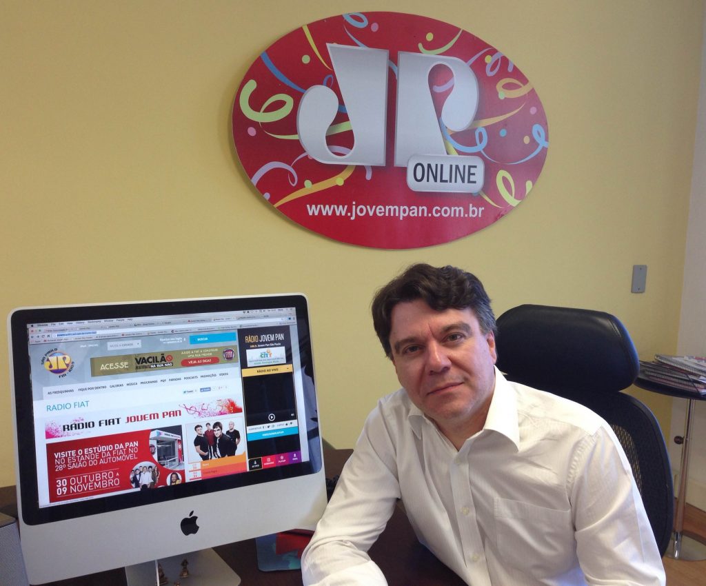 “Rádio Fiat JOVEM PAN” estreia nesta quintafeira ao vivo do Salão do