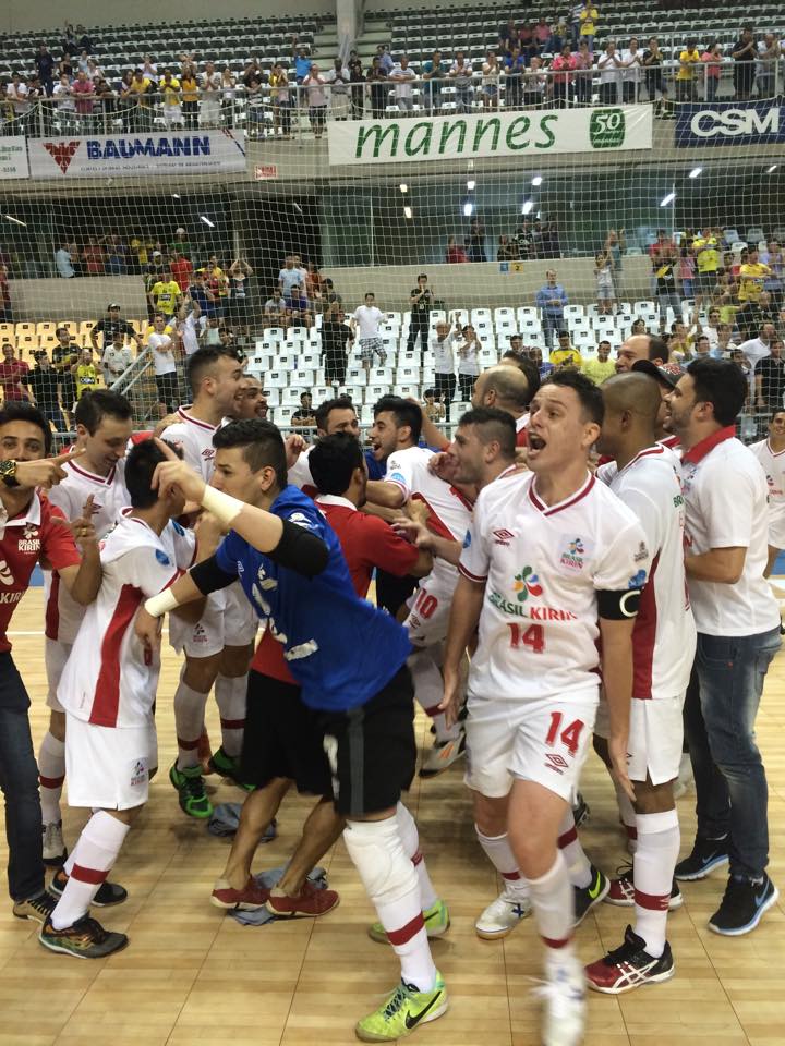 Corinthians e Sorocaba decidem o título paulista de futsal nesta