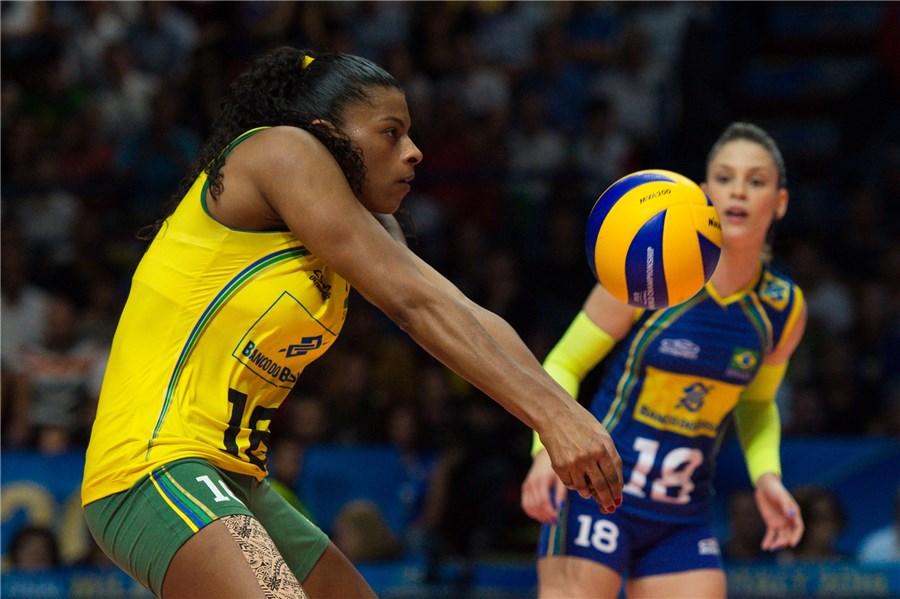 Seleção Feminina Perde Para Os Estados Unidos E Cai Na Semifinal Do ...