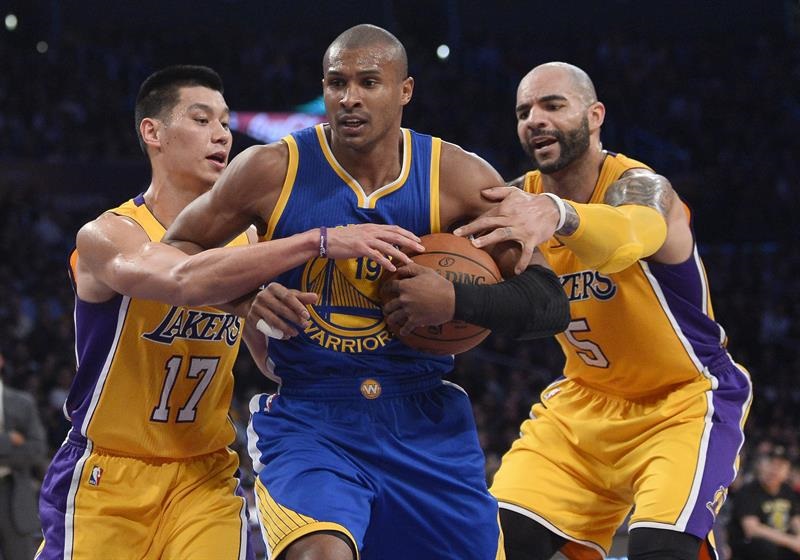 The Playoffs » Leandrinho anuncia aposentadoria como jogador e novo cargo  nos Warriors