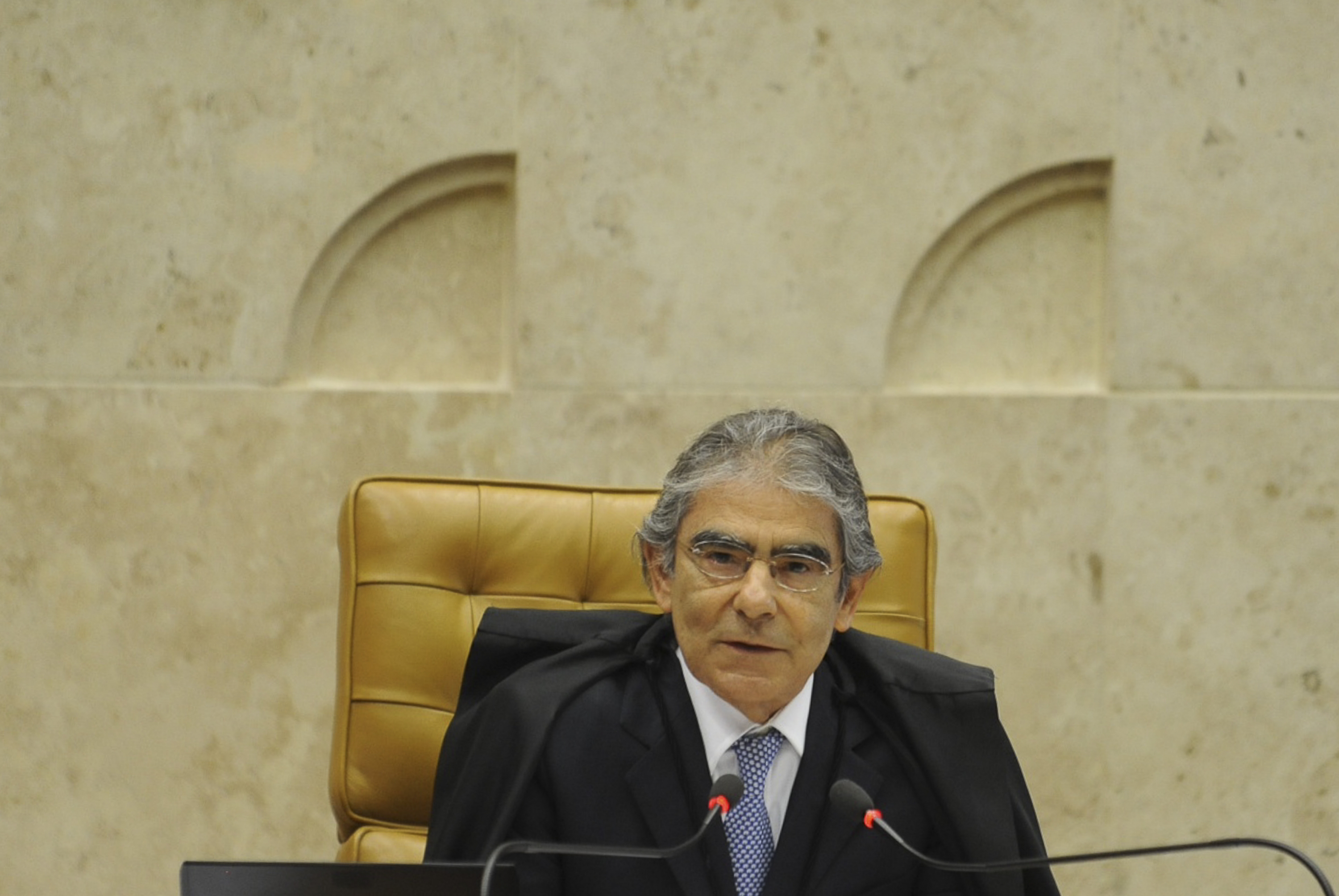 Laura faz 10 anos de idade neste domingo e Bolsonaro parabeniza, Brasil