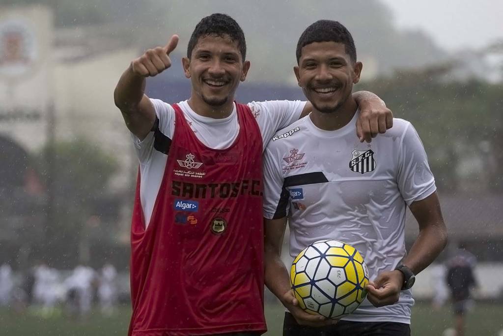 Melhor do mundo: Dupla do Santos aparece em lista da CBF – Santistas