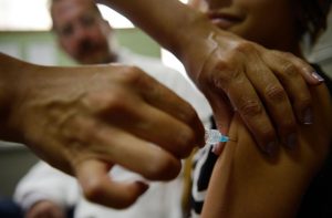 Vacina contra HPV disponível para mulheres infectadas