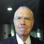 Sarney volta ao Maranhão e tenta retomar o poder