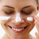 Filtro solar com cor agrada a homens e mulheres