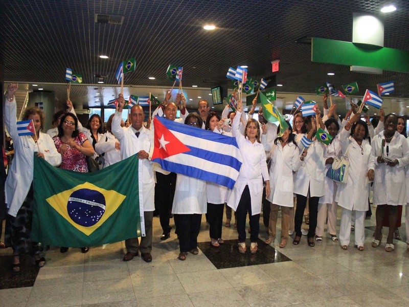 Médicos cubanos chegam no Recife
