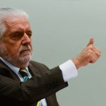 Juíza proíbe propaganda que associa Jaques Wagner a esquema de corrupção