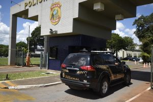 Promotoria acha R$ 4 milhões no fundo falso de porta-malas de líder da sonegação de frigoríficos em Minas