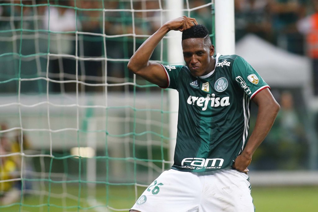 Libertadores: Palmeiras sofre, mas vence com gol no último lance