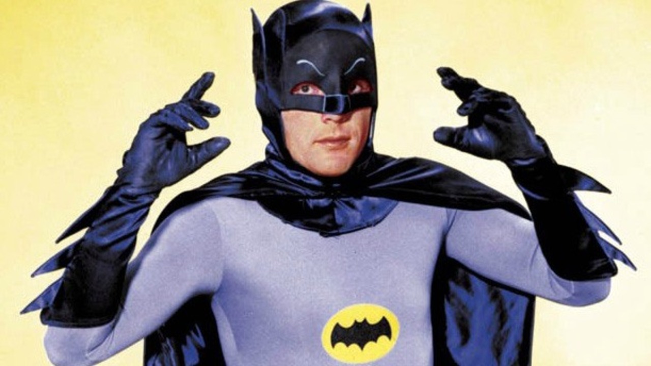 Morre Adam West, conhecido por ser o Batman na TV, aos 88 anos | Jovem Pan