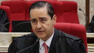 Desembargador Carlos Eduardo Thompson Flores Lenz, presidente do Tribunal Regional Federal da 4ª Região (TRF4), que julgará Lula