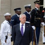 Ex-secretário dos EUA diz que encerrar guerra com o Irã daria controle de Ormuz ao inimigo