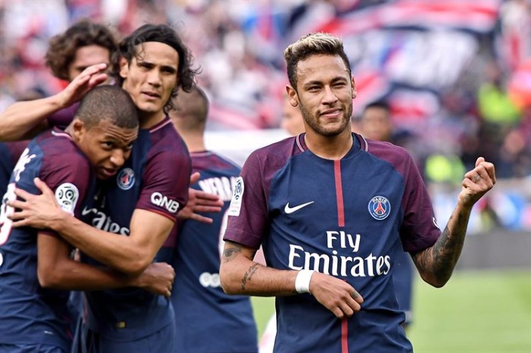 Futebol Campeonato Francês PSG Neymar Cavani