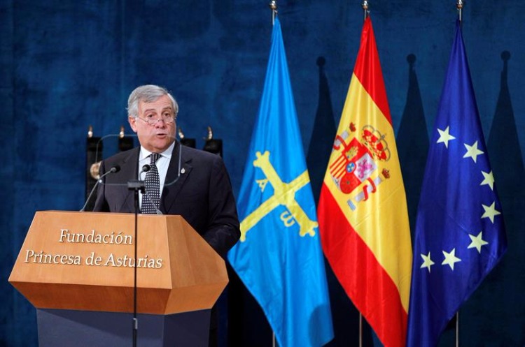 Mundo União Europeia Antonio Tajani