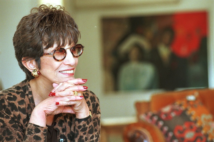 Foto de arquivo de 14/07/99 da atriz e empresária Ruth Escobar, de 81 anos, que morreu nesta quinta-feira, 5