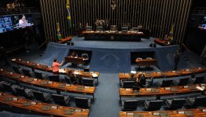 Senadores discursam no Plenário sobre o afastamento de Aécio Neves (PSDB-MG)