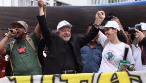 Lula discursa no Rio de Janeiro