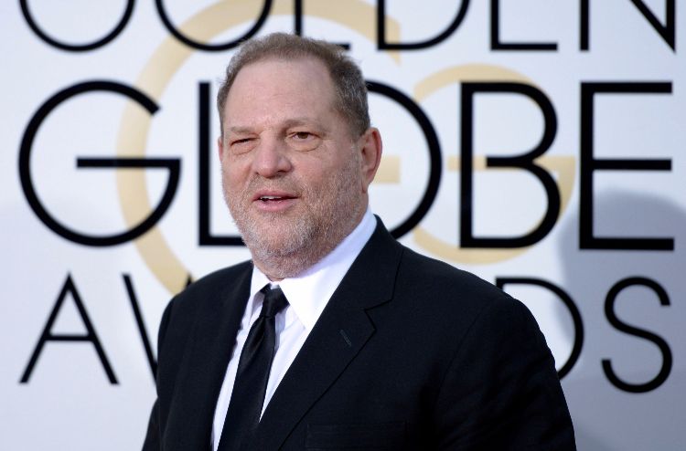 O produtor Harvey Weinstein durante a premiação do Globo de Ouro 2016