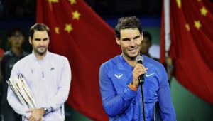 Rafal Nadal discursa após perder de Roger Federer no Masters de Shanghai (Xangai)