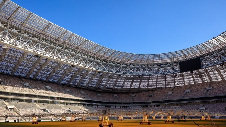 A dois meses da entrega, estádios da Copa de 2018 entram na reta final das  obras, copa do mundo