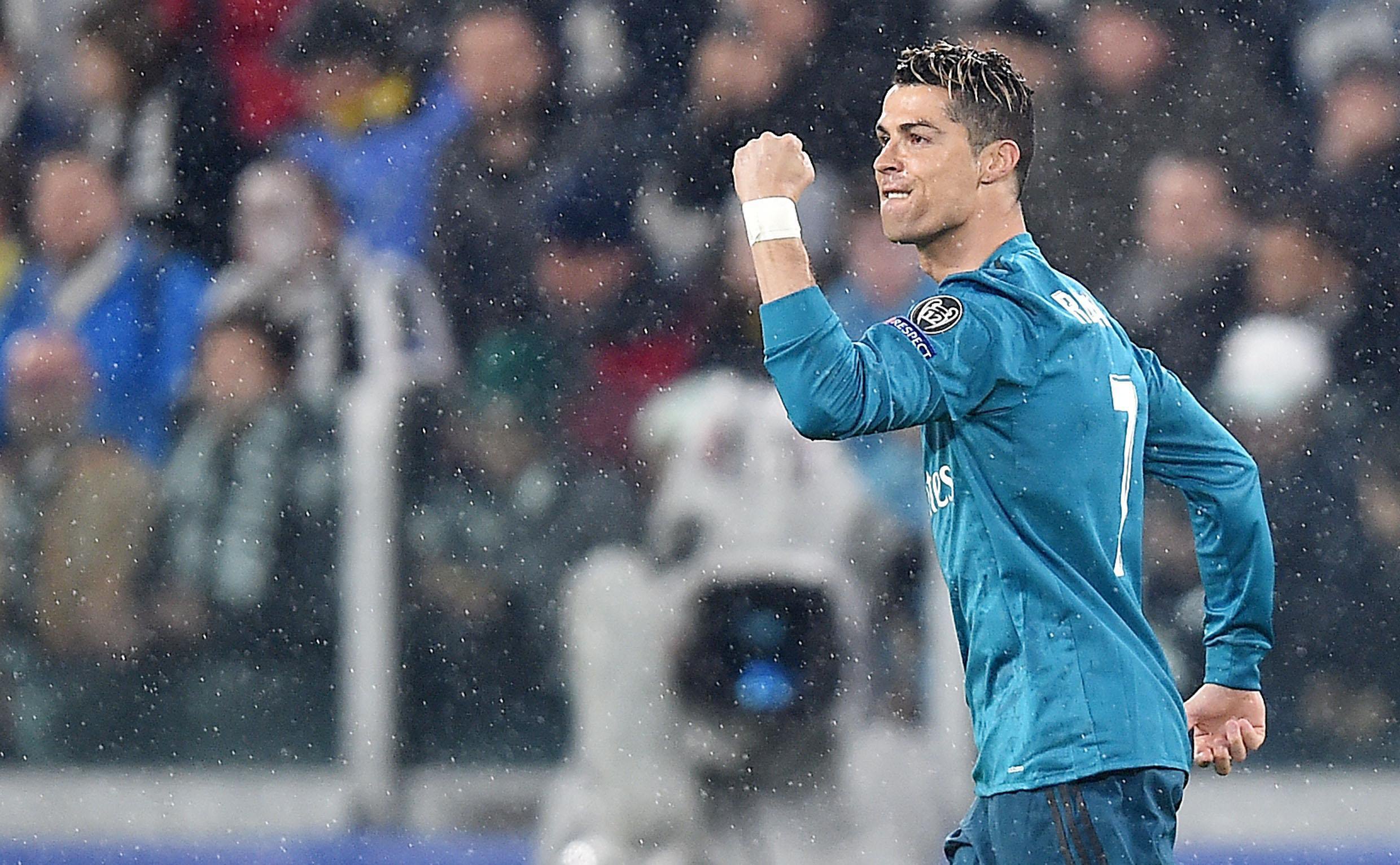 O golaço de bicicleta que o Cristiano Ronaldo acertou pulando a 2,10m de  altura entrou pra história! ⚽🏆 Juventus e Real Madrid se enfrentavam no, By Elby Sports