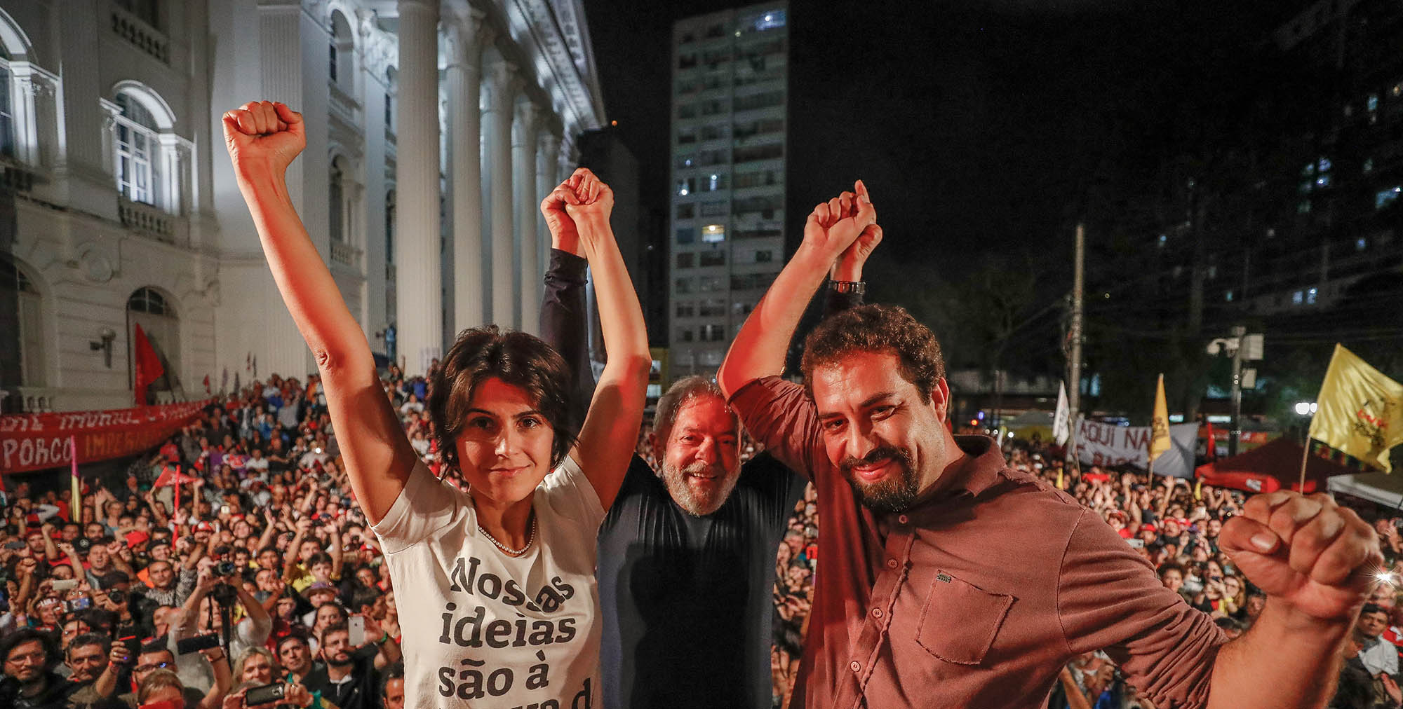 Manuela D'Ávila, Lula e Guilherme Boulos, todos pré-candidatos ao Planalto, no último dia 28 de fevereiro