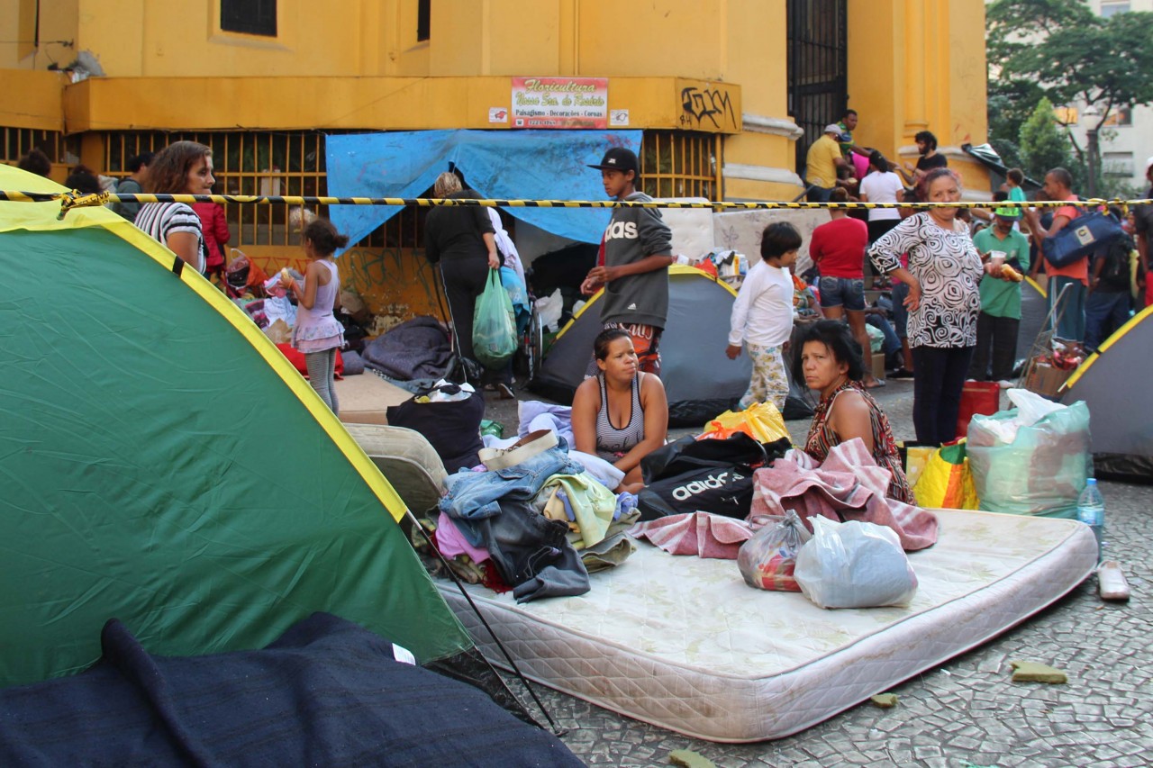 Moradores desabrigados no Largo do Paiçandu, no Centro de São Paulo