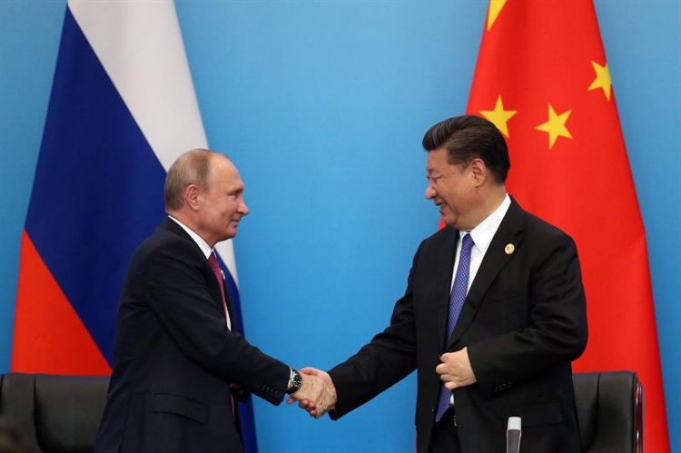 Presidente da Rússia, Vladimir Putin encontra o presidente da China, Xi Jinping