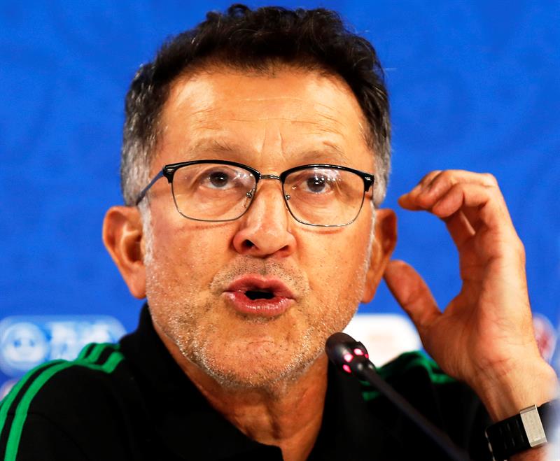 El ex seleccionador mexicano Osorio critica su falta de liderazgo ante Brasil en 2018