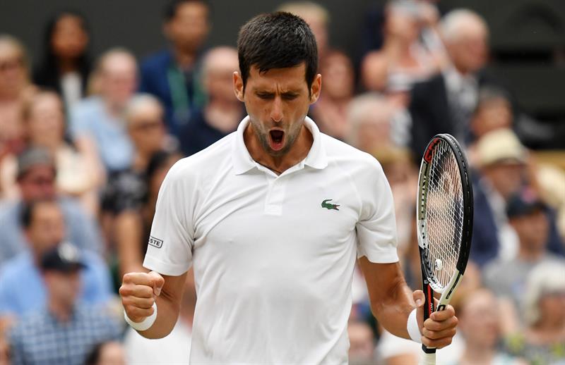 Djokovic bate Nadal pela quinta vez e é campeão em Wimbledon