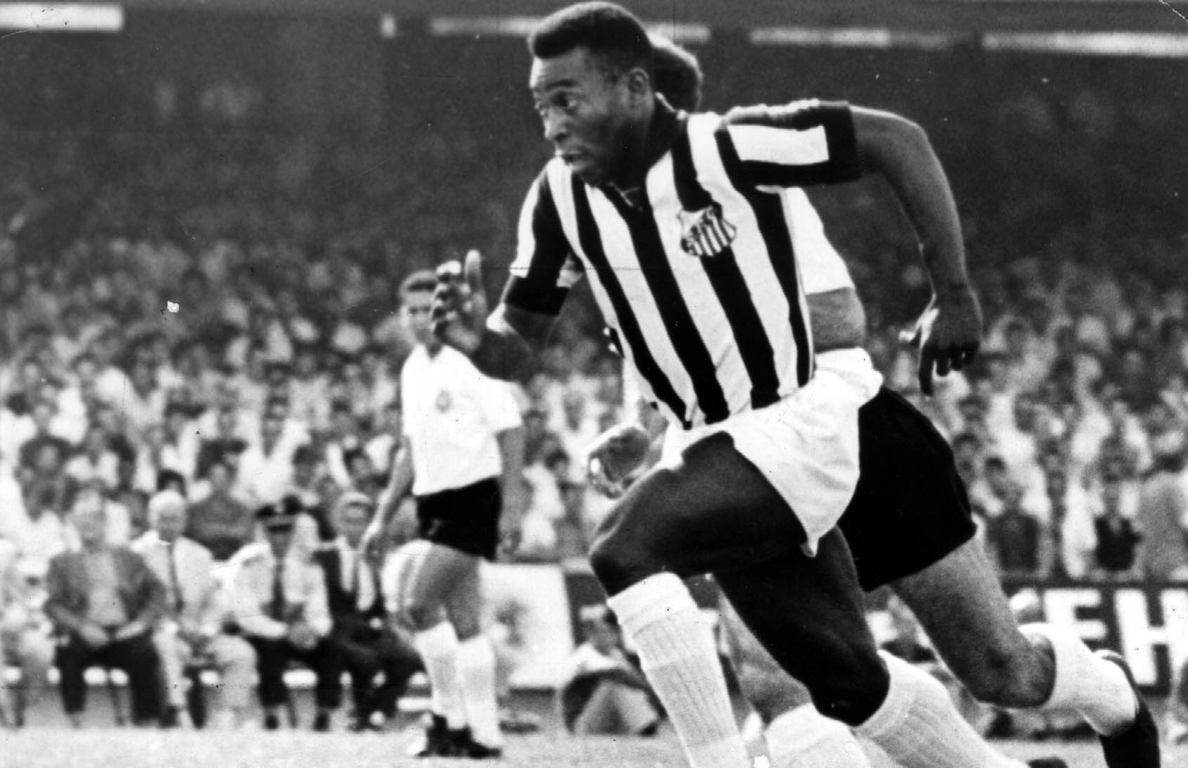 O ÚLTIMO JOGO DE PELÉ PELO SANTOS FC – Futebol do Vale