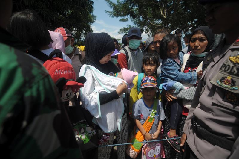 Uma semana após terremoto e tsunami, 31 jovens são encontrados com vida na Indonésia