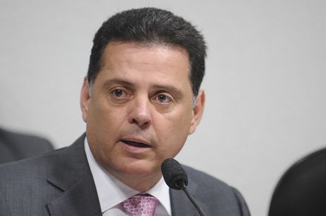 Marconi Perillo é eleito novo presidente do PSDB