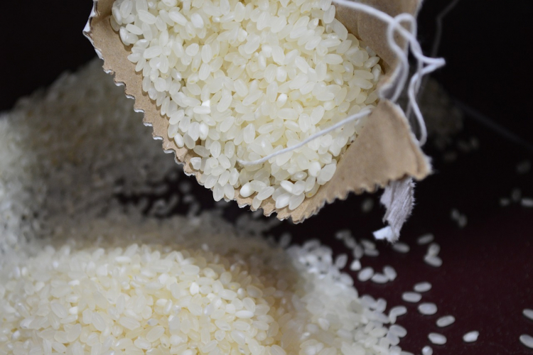 Quase 10% dos mercados registraram falta de arroz em maio, aponta pesquisa