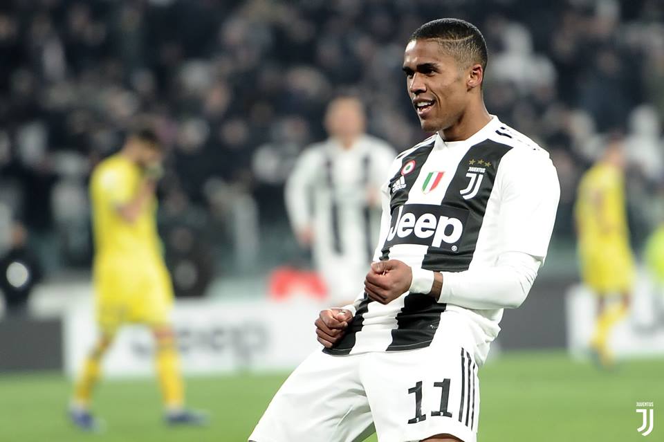 Douglas Costa é apresentado na Juventus: quero ser muito amado