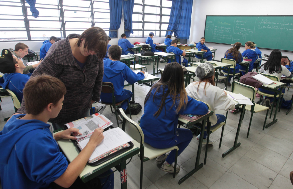 Sala de aula em escola estadual