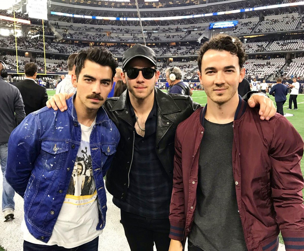 Nick diz que não acreditava em retorno do Jonas Brothers: ‘Parecia impossível’